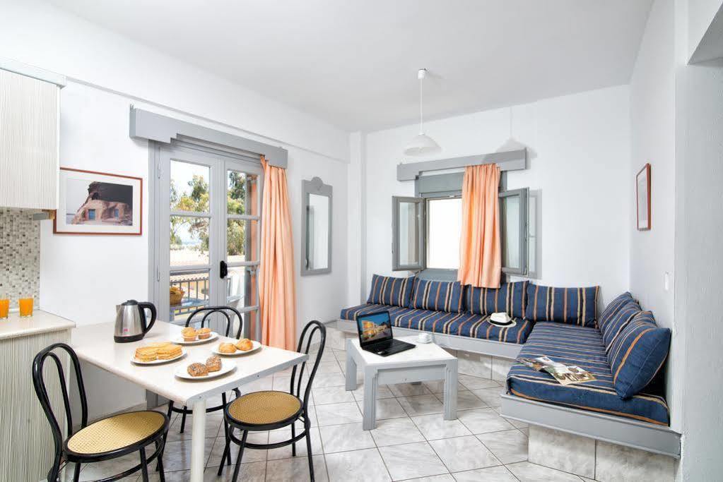 Ifigenia Apartments Hersonissos  Eksteriør billede