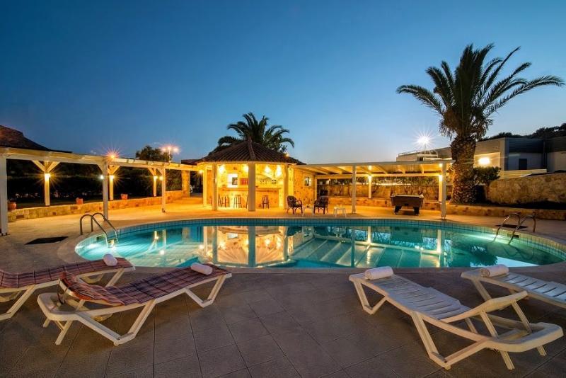 Ifigenia Apartments Hersonissos  Eksteriør billede